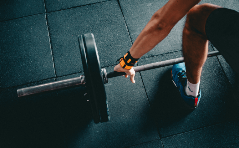 Lifting weights on foam flooring